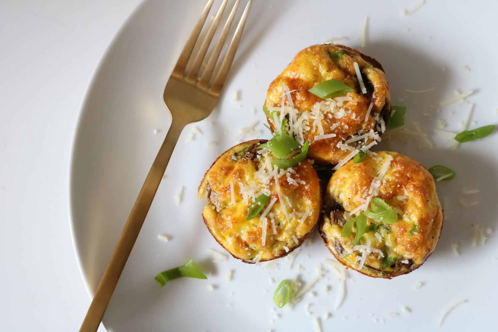 Veggie and Parmesan Mini Egg Muffins – Pete & Gerry's