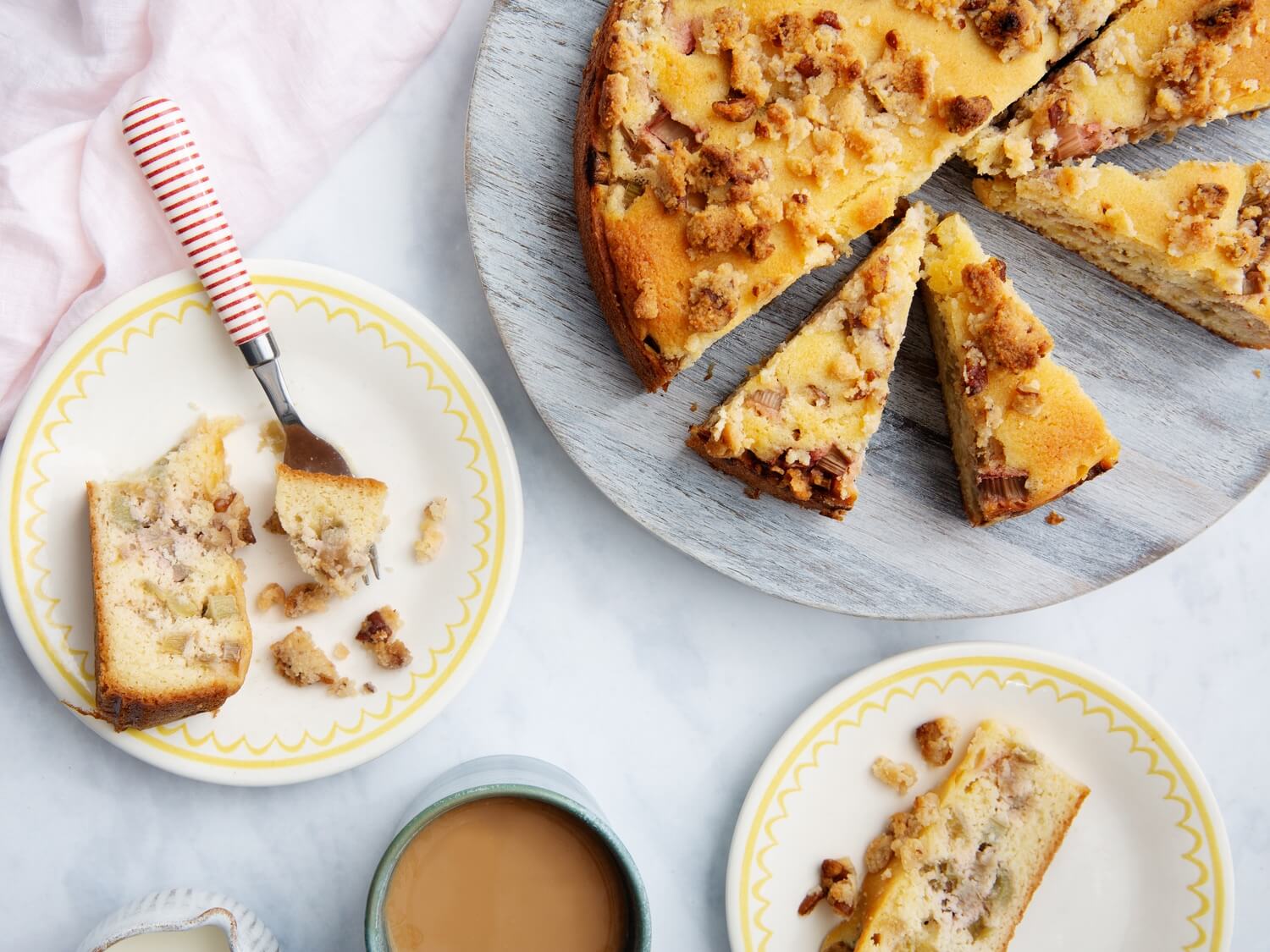 Keto Rhubarb Coffee Cake Recipe