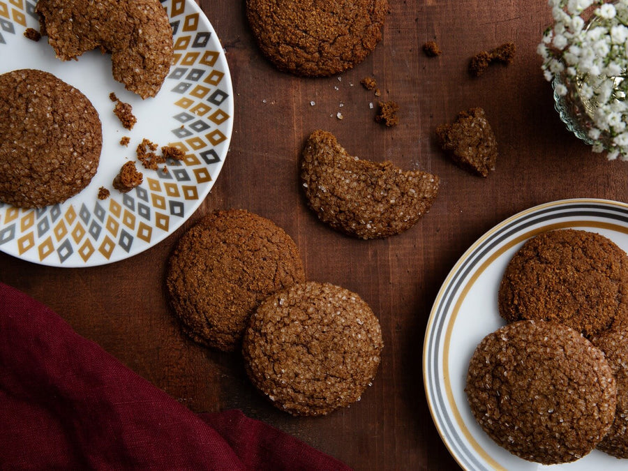 Flourless Cinnamon Molasses Cookies